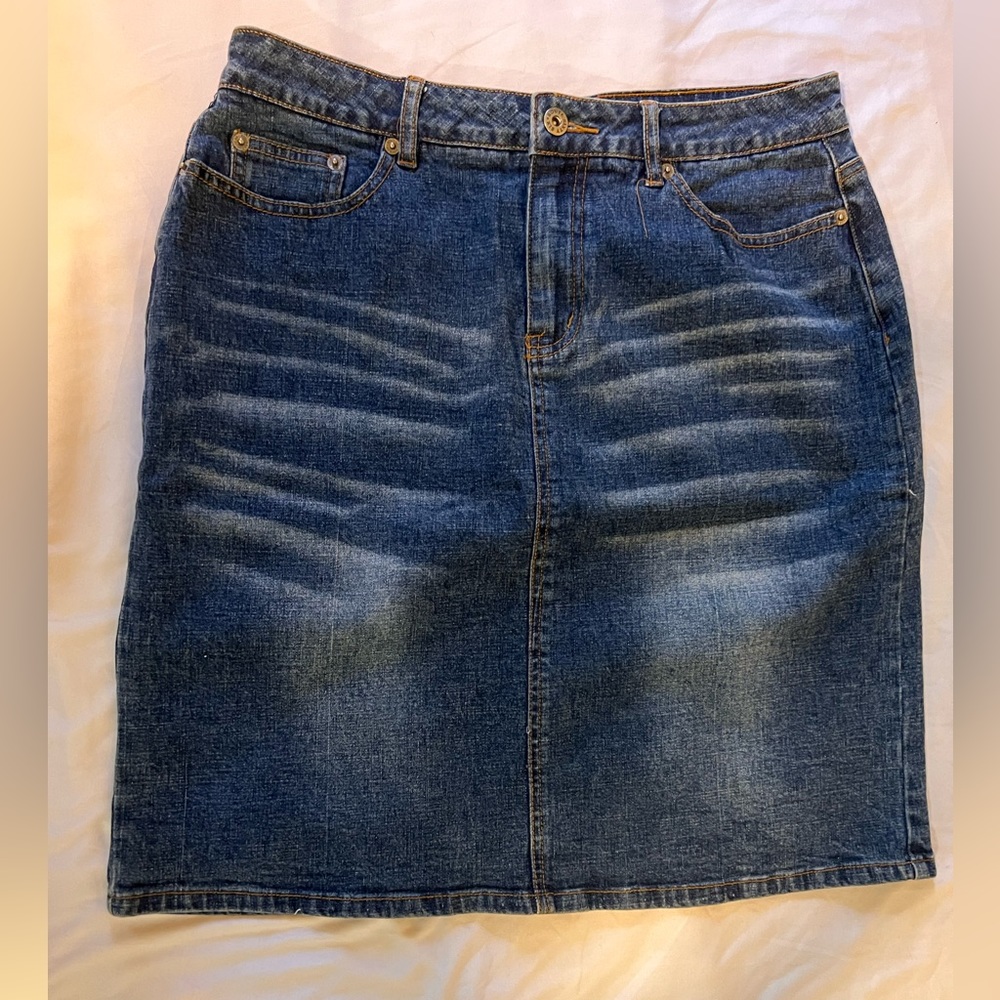 Route 66 Wash Faded Denim High Waisted Mini Skirt size (8) New, no tag